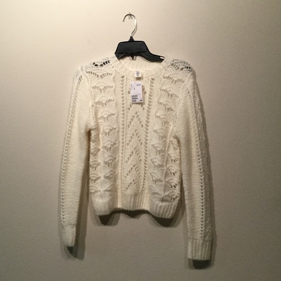H&M Sweaters - H&M Cream Long Sleeve Sweater NWT